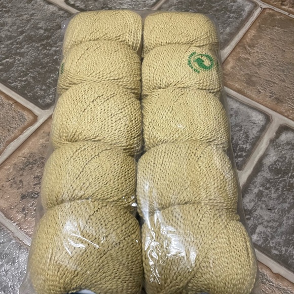 Queensland Collection Soft Wave Yarn in Yellow - Picture 2 of 4